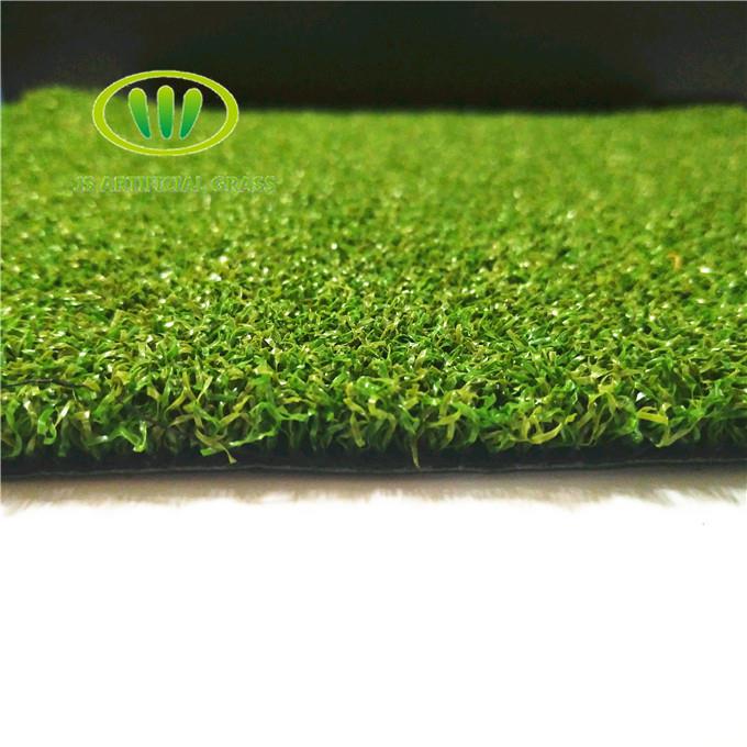pose artificielle grass2.jpg artificial putting grass2.jpg